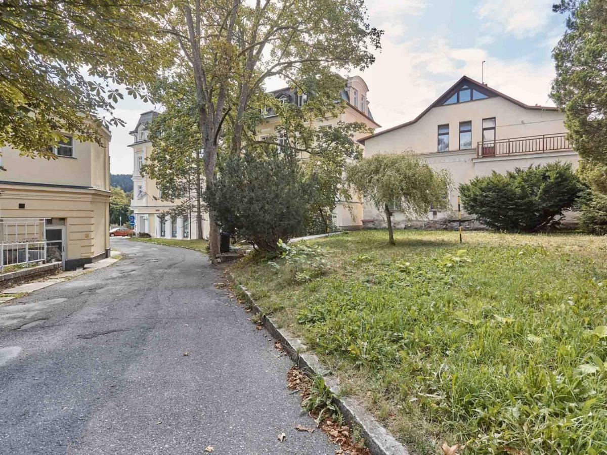 Apartman Villa Eiche Mariánské Lázně Exterior foto